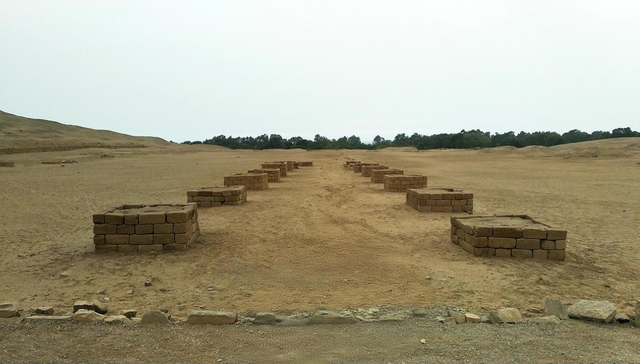 Plaza De Los Peregrinos 2